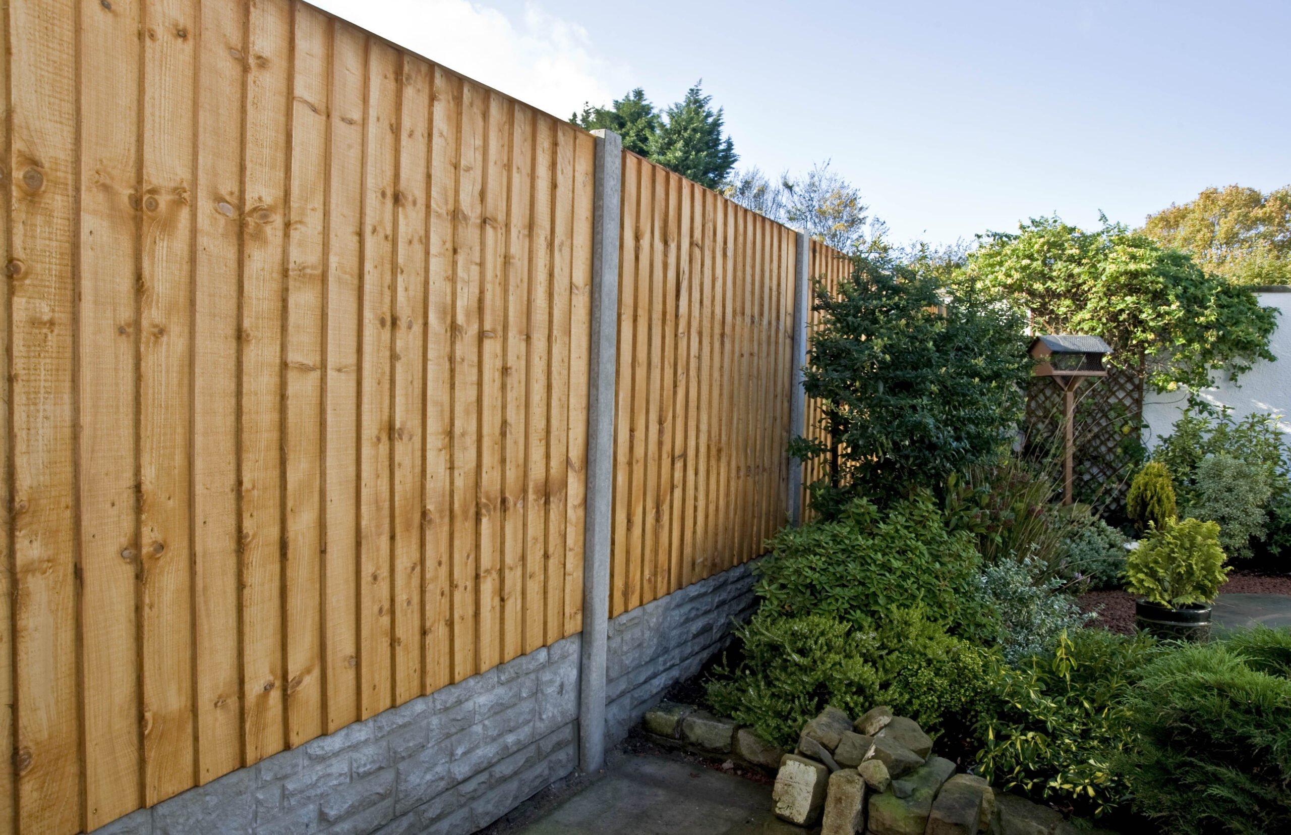 Garden fencing installation